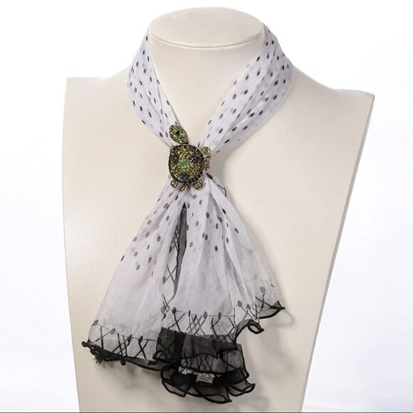 Silver and Multi Blue Crystal Sea Turtle Stretch Statement Ring - Picture 5 of 5